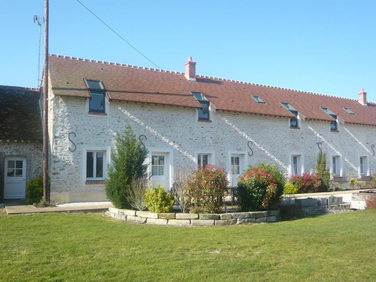 Villa La Ferme De Presles Menainville Exterior foto